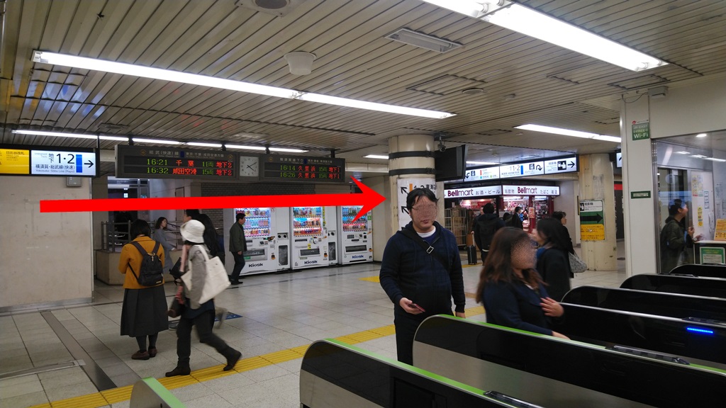 汐留改札から横須賀線