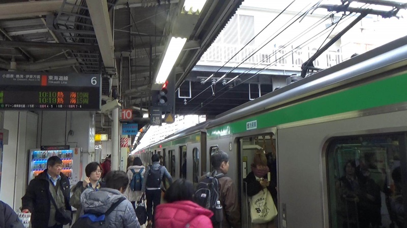 横浜駅東海道線